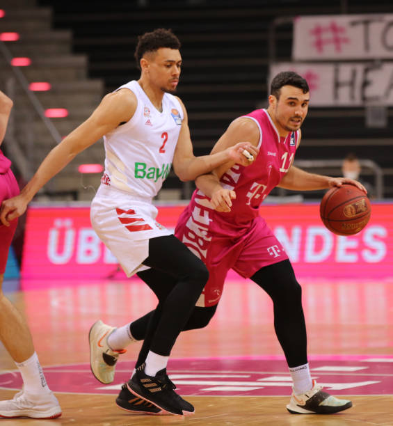 个重大锦标 个重大锦标