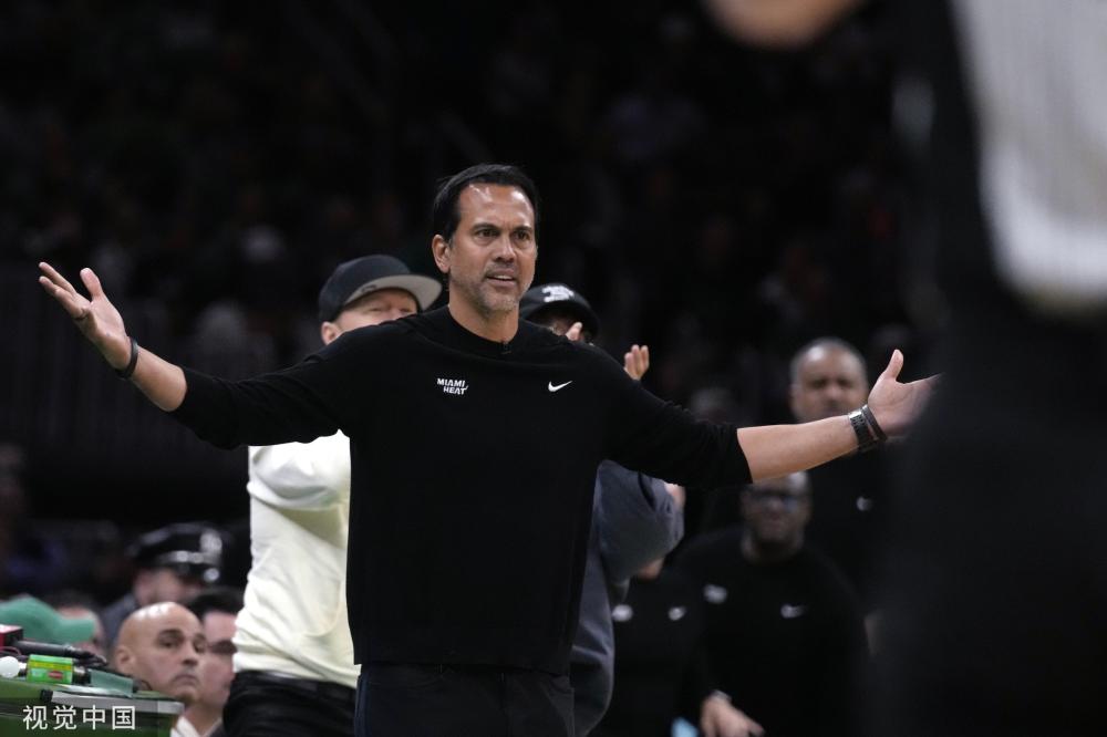 却习惯于依 却习惯于依