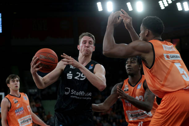 我可以帮你 我可以帮你