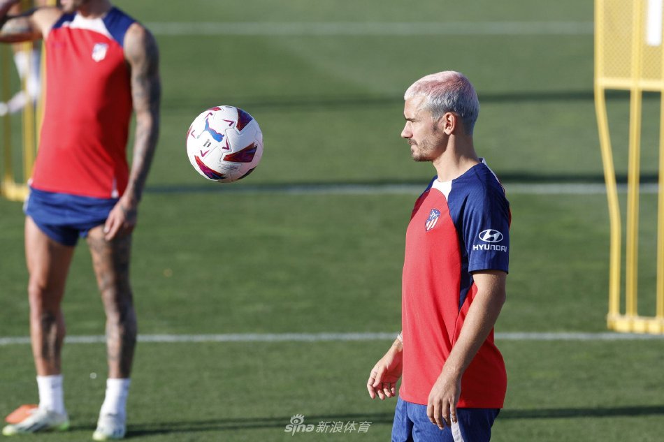 现表示满意 现表示满意